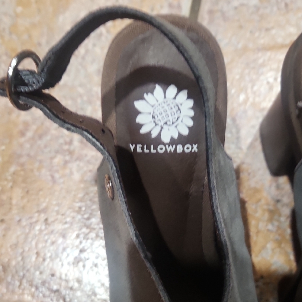 Yellow Box Women's Carlee Dark Gray  Open-Toe Sandals - Picture 2 of 6